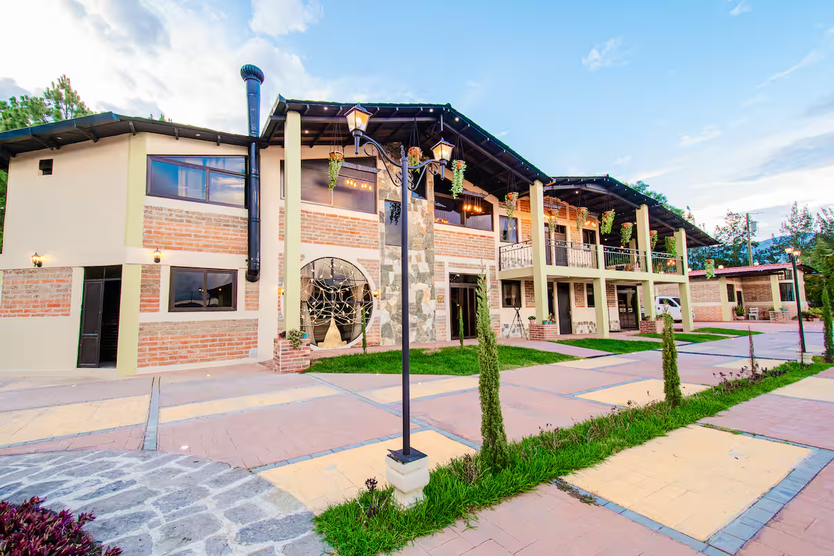 Cabaña 10 - Caoba